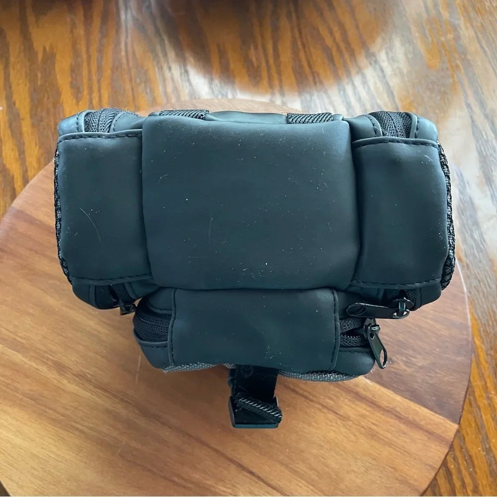 *EUC* Icon Camera Case/Bag w/Multi Compartments & Pockets - Black/Gray - 8” x 8